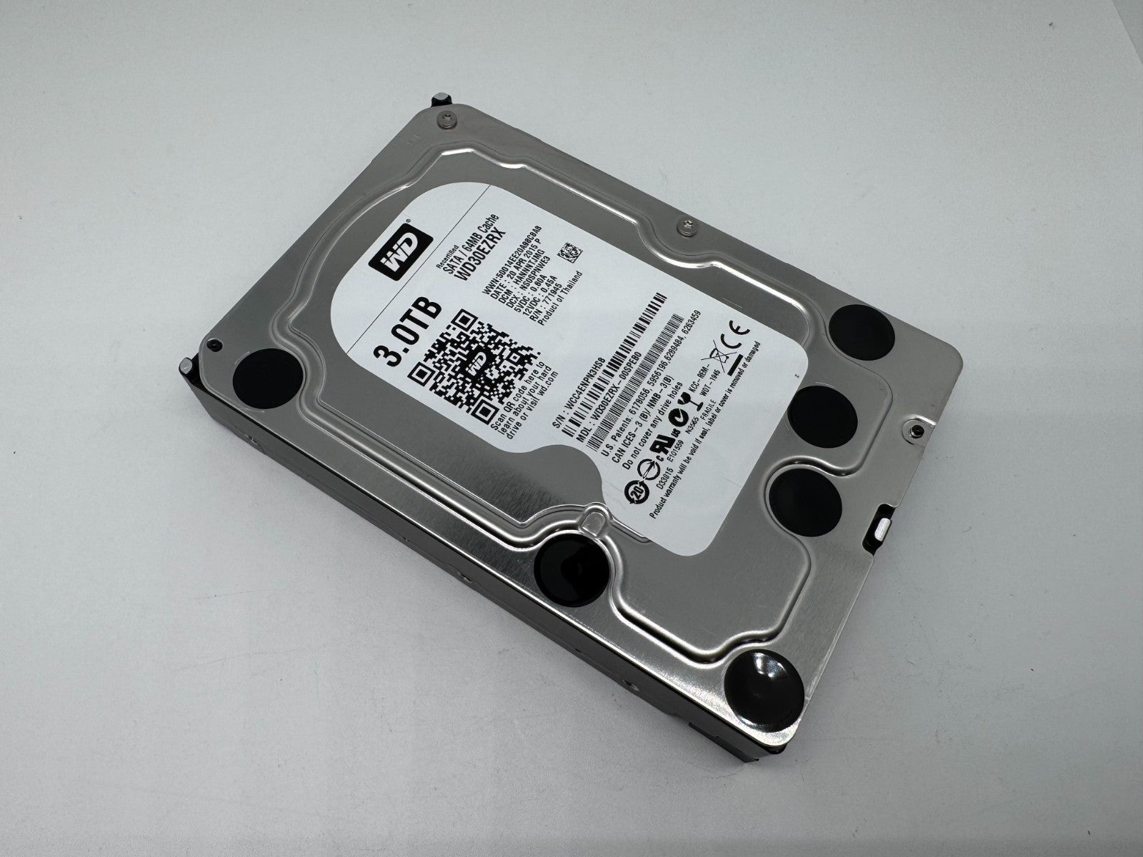Western Digital WD30EZRX - WD Green 3TB Festplatte 5400RPM SATA 3 -3 TB -HS8