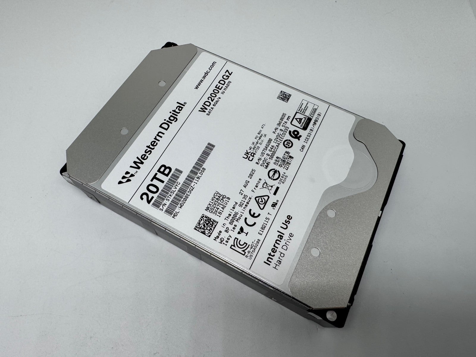 Western Digital WD200EDGZ interne Festplatte 20TB 7200upm SATA3 HDD 3,5 Zoll