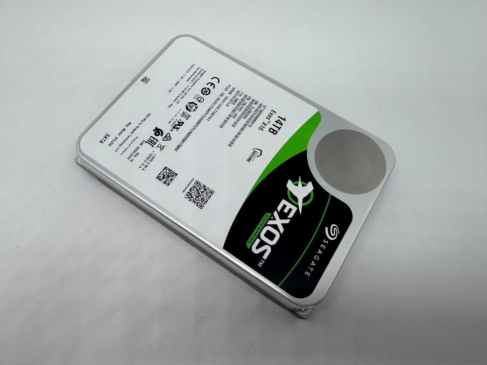 Seagate Exos X16 14TB interne Festplatte ST14000NM001G 3,5 Zoll SATA3 -29G