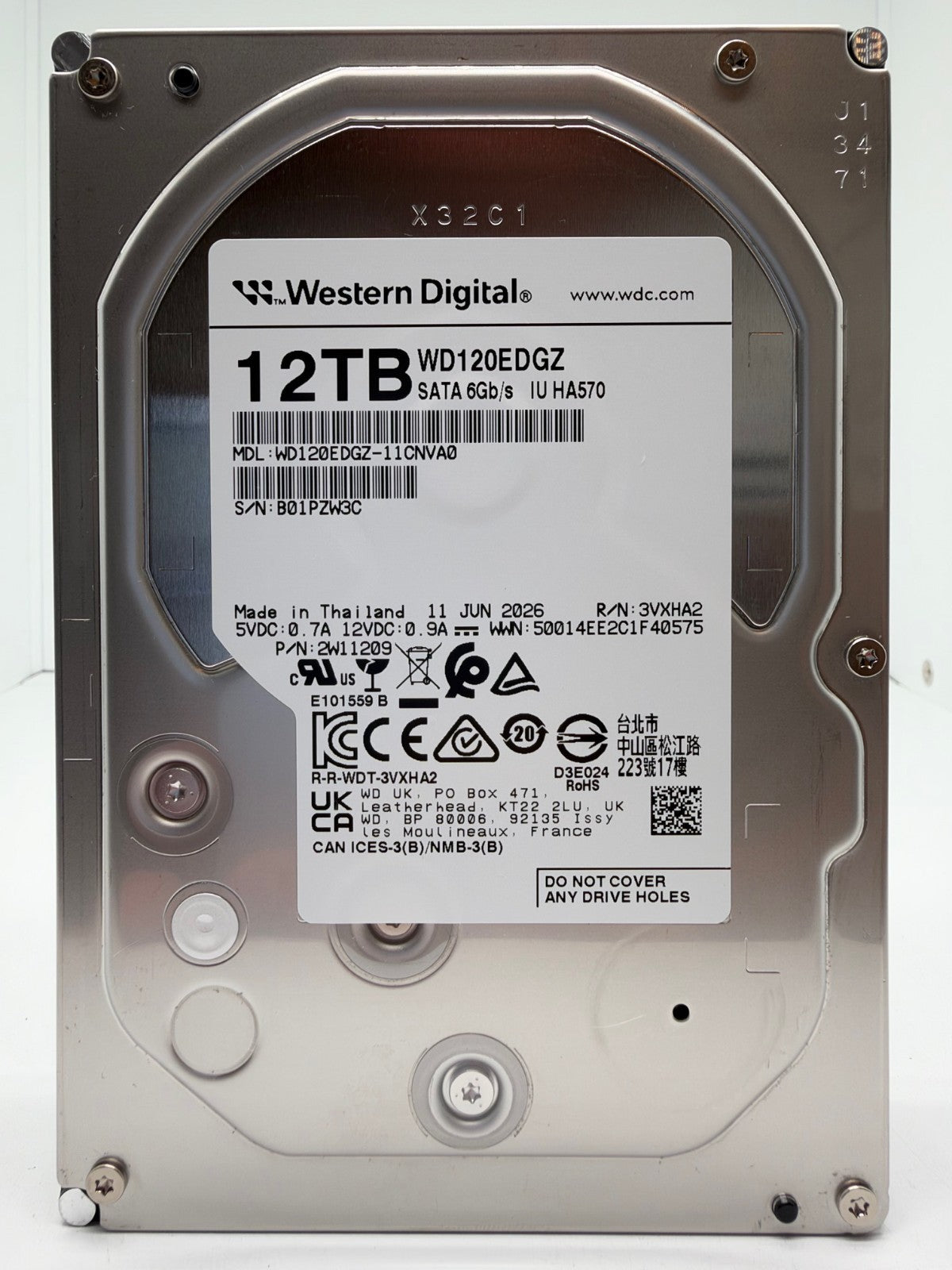 Western Digital WD120EDGZ interne Festplatte 12TB 7200upm SATA3 HDD 3,5 Zoll W3C