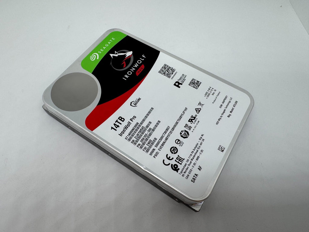 Seagate IronWolf Pro ST14000NE0008 NAS HDD - 14TB 3,5 Zoll SATA3 CMR 14 TB -5X5
