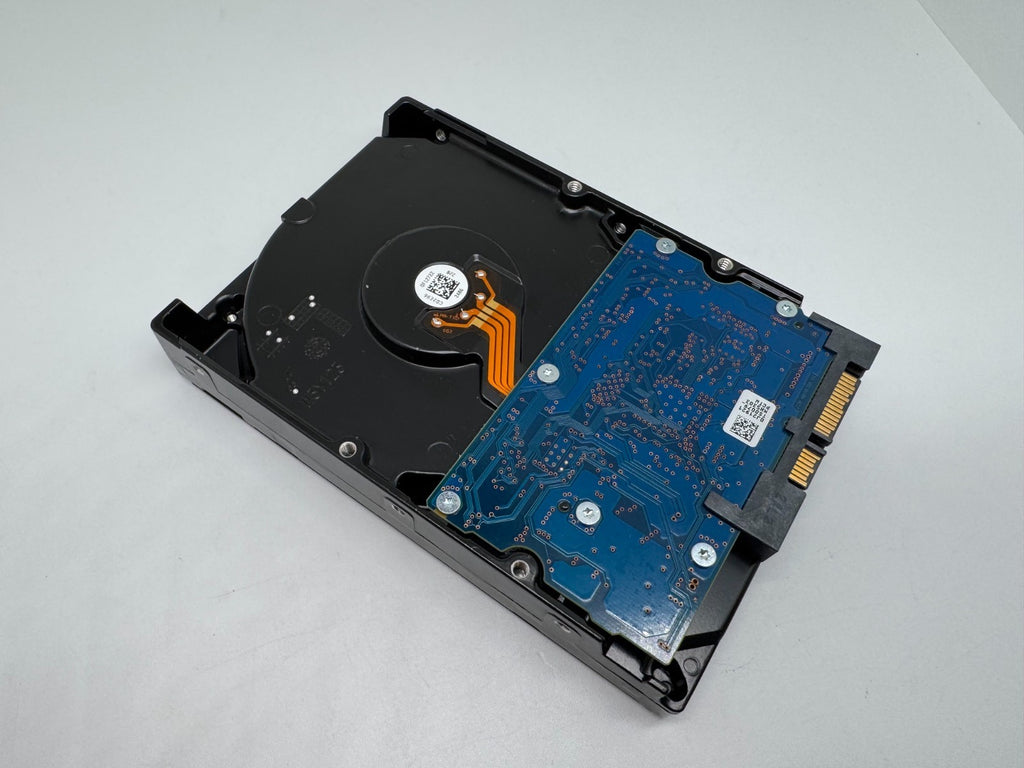 Toshiba DT01ACA300 Festplatte 3TB intern 3.5" SATA3 7200rpm 3TB Desktop HDD -VVS