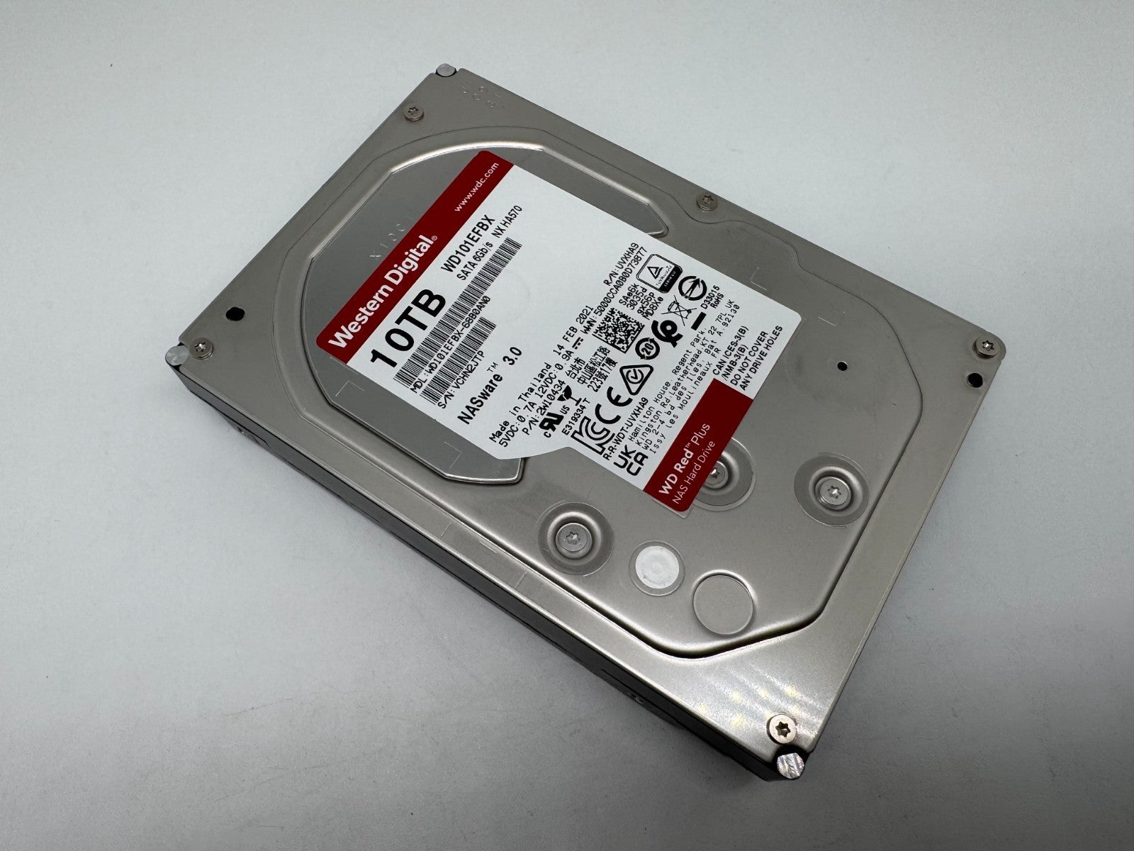 Western Digital WD RED Plus WD101EBFX 10TB interne Festplatte 7200 RPM SATA3