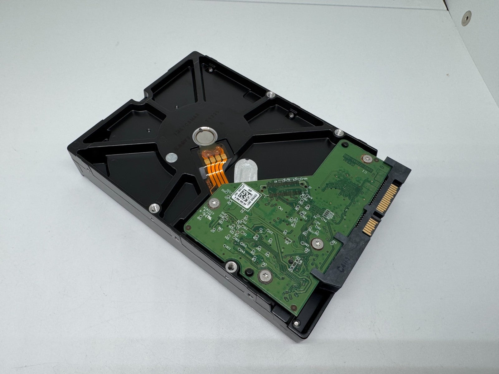 Western Digital WD30EZRX - WD Green 3TB Festplatte 5400RPM SATA 3 -3 TB -571