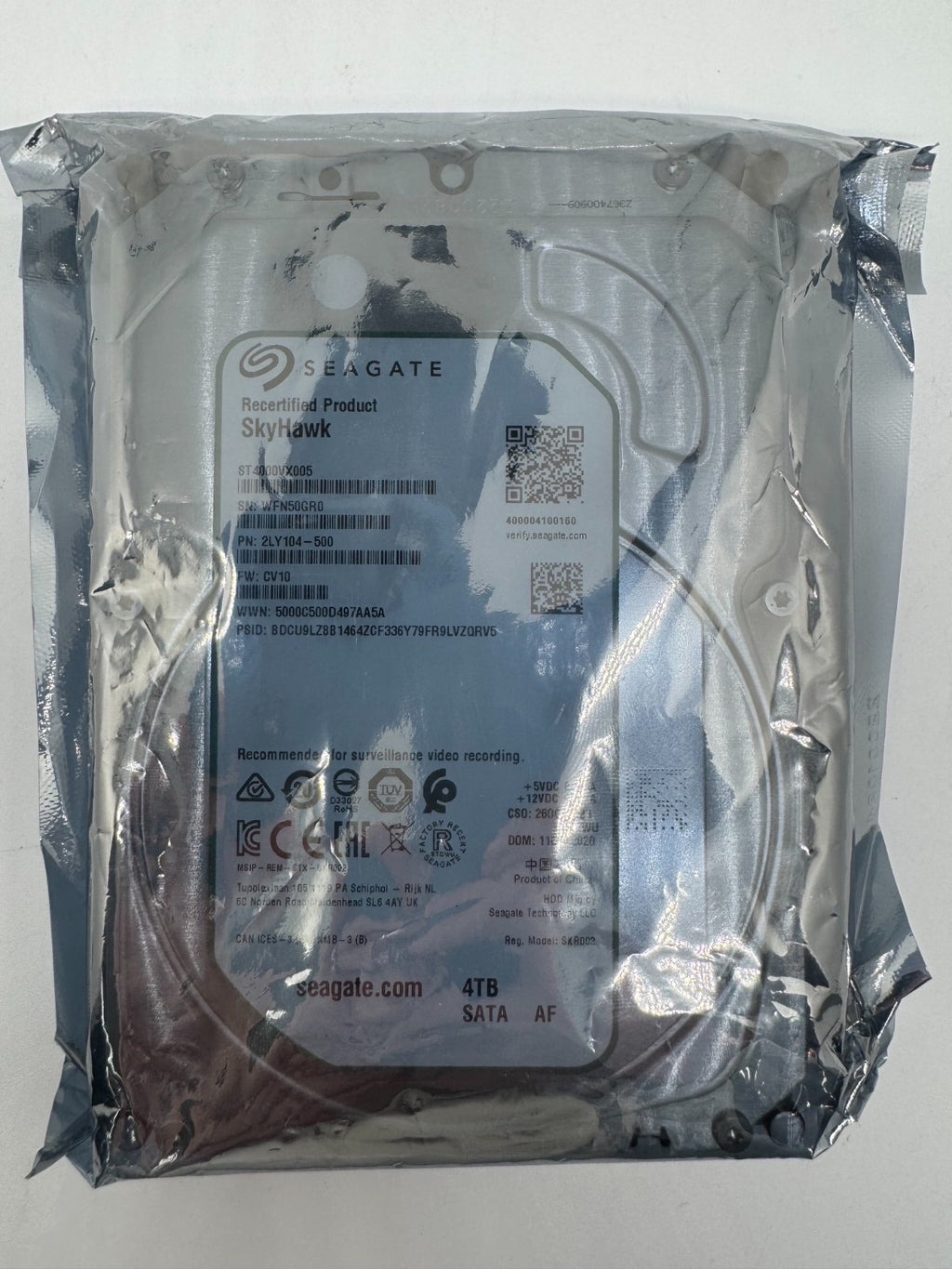 Seagate SkyHawk ST4000VX005 - 4TB 3,5 Zoll SATA3 4 TB CMR