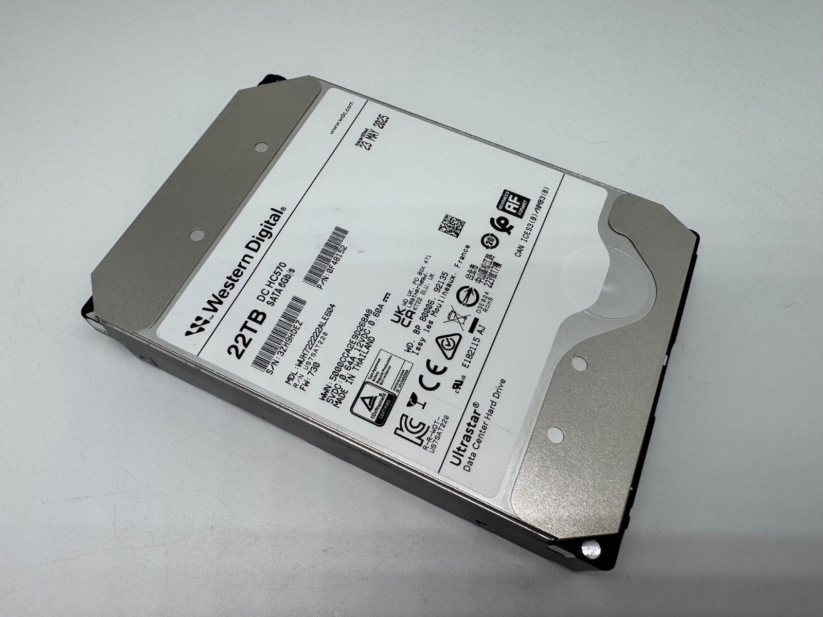 Western Digital Ultrastar DC HC570 22TB Festplatte 7200upm SATA3 WUH722222ALE604