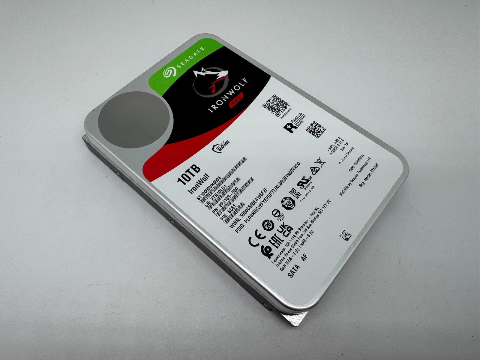 Seagate IronWolf ST10000VN0008 NAS HDD - 10TB 3,5 Zoll SATA3 CMR 10 TB -LD1