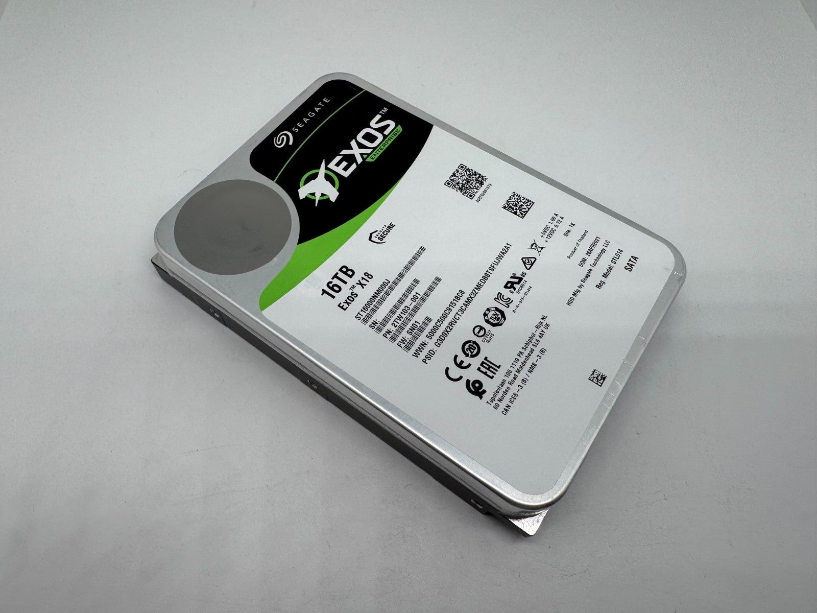 Seagate Exos X18 16TB interne Festplatte ST16000NM000J 3,5 Zoll SATA3