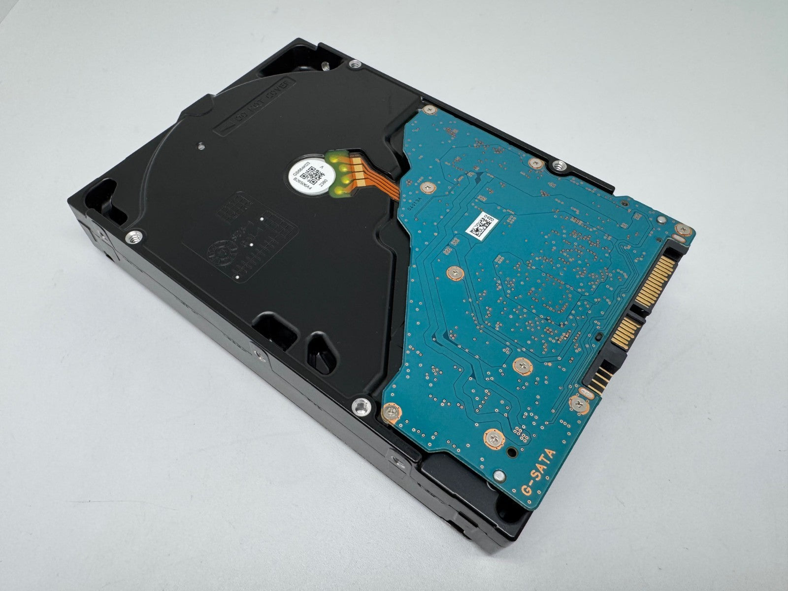 Toshiba HDWN180 N300 Festplatte 8TB intern 3.5" SATA3 7200rpm NAS HDEXT10GCA51