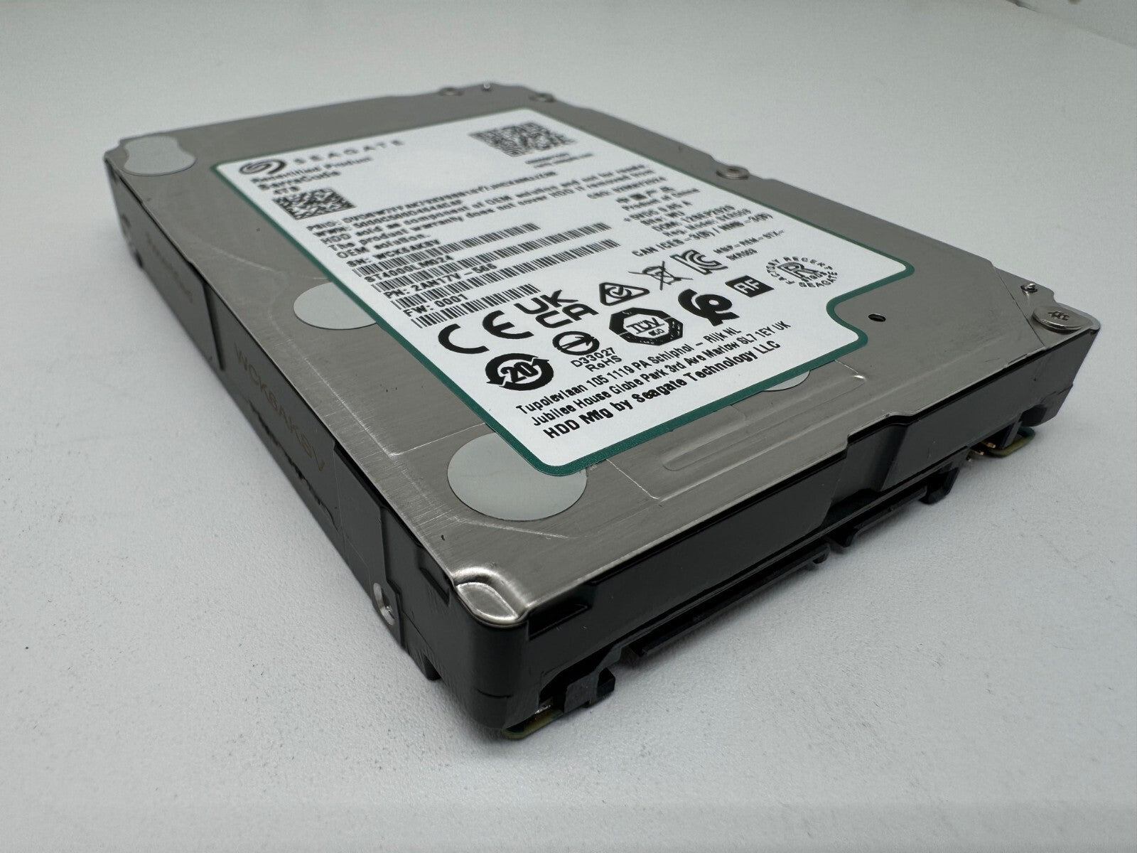 Seagate BarraCuda Festplatte ST4000LM024 - 4TB - 2,5 Zoll SATA3 HDD 15mm Bauhöhe