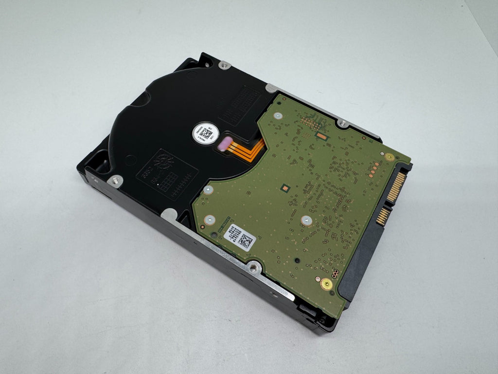 Western Digital Ultrastar DC HC330 10TB Festplatte SATA3 WUS721010ALN6L4 -B8M