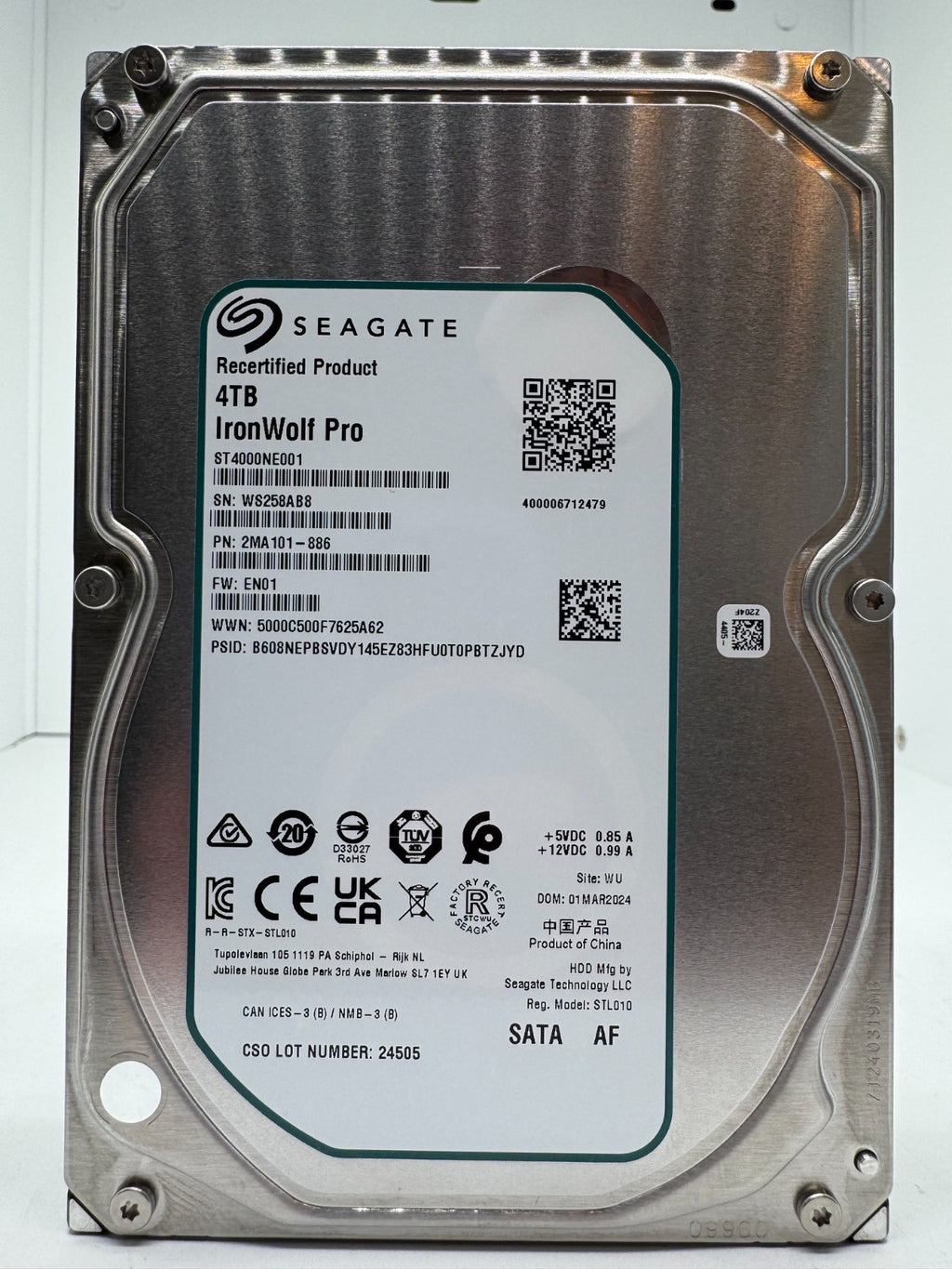 Seagate IronWolf Pro NAS HDD ST4000NE001 - 4TB 3,5 Zoll SATA3 4 TB