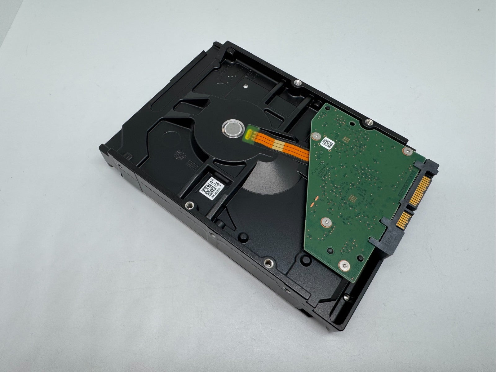 Seagate IronWolf ST6000VN006 NAS HDD - 6TB 3,5 Zoll SATA3 CMR 6 TB
