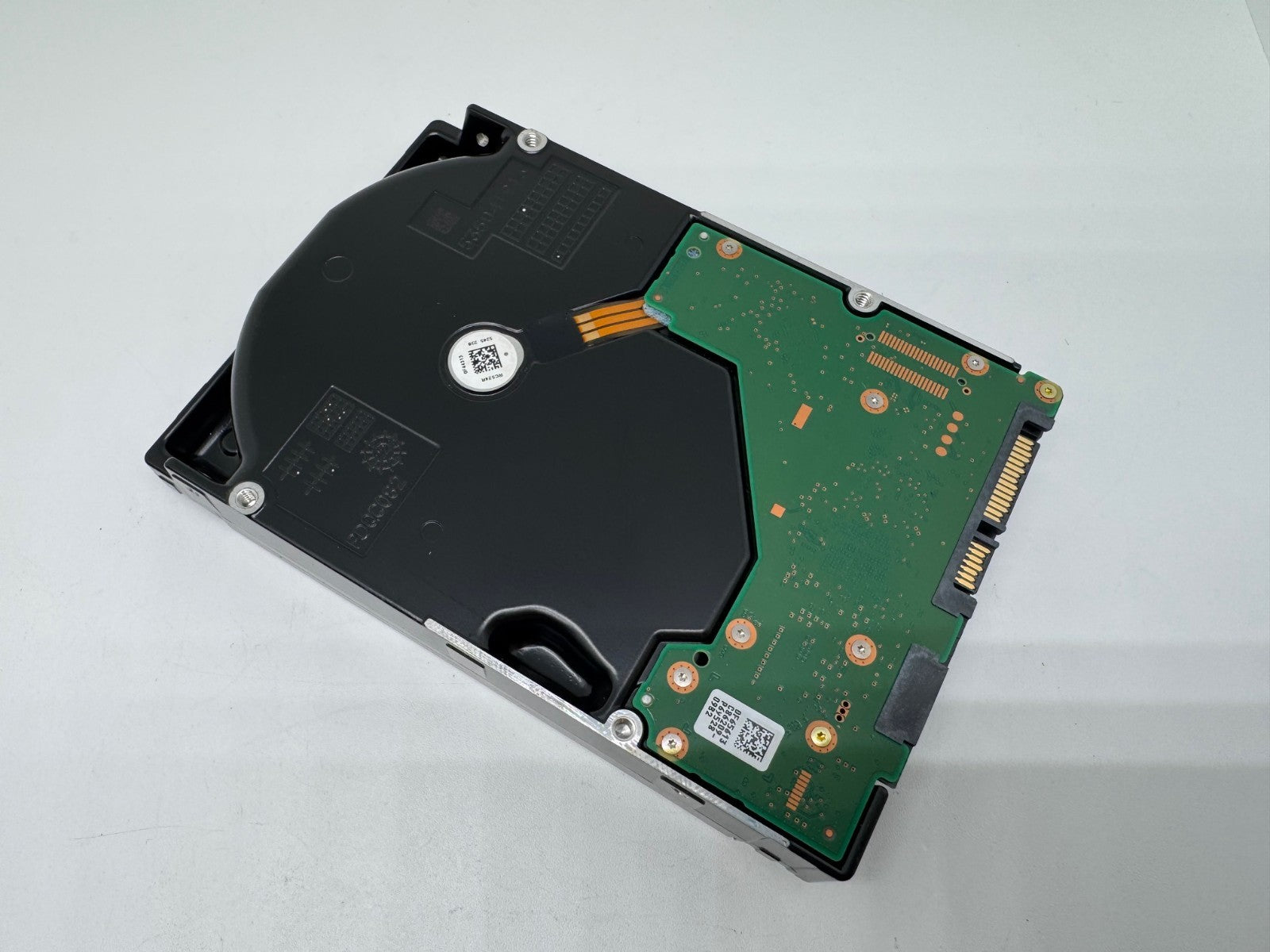 Western Digital WD200EDGZ interne Festplatte 20TB 7200upm SATA3 HDD 3,5 Zoll