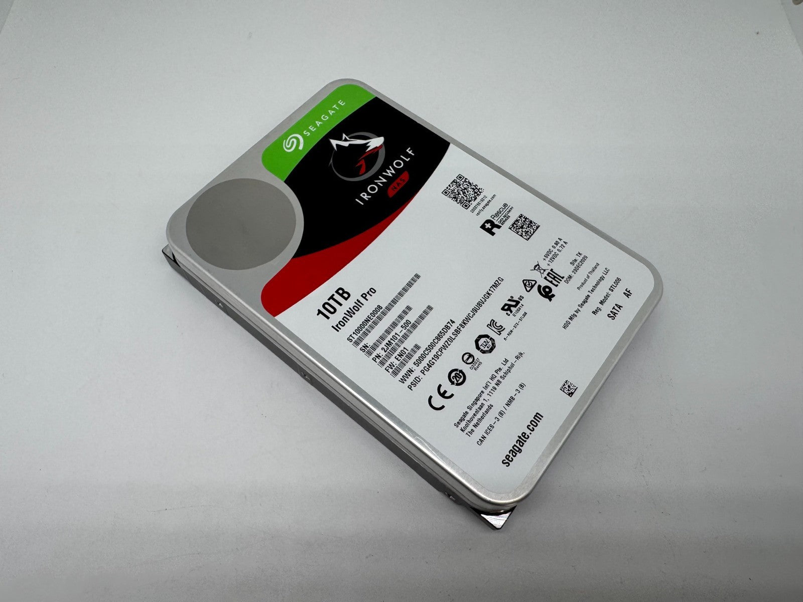 Seagate IronWolf Pro ST10000NE0008 NAS HDD - 10TB 3,5 Zoll SATA3 CMR 10 TB