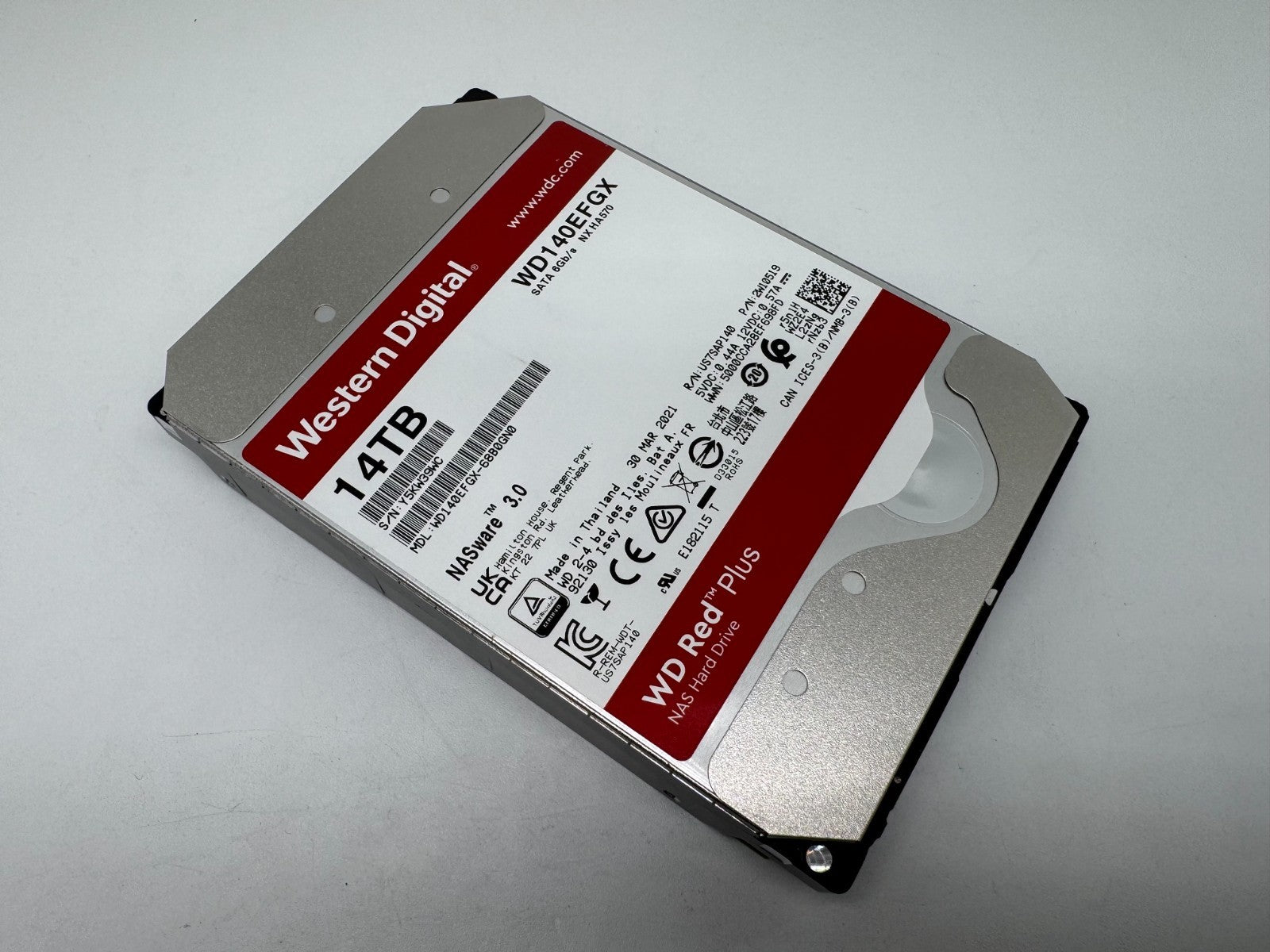 Western Digital WD RED Plus WD140EFGX 14TB interne Festplatte 7200 RPM SATA3