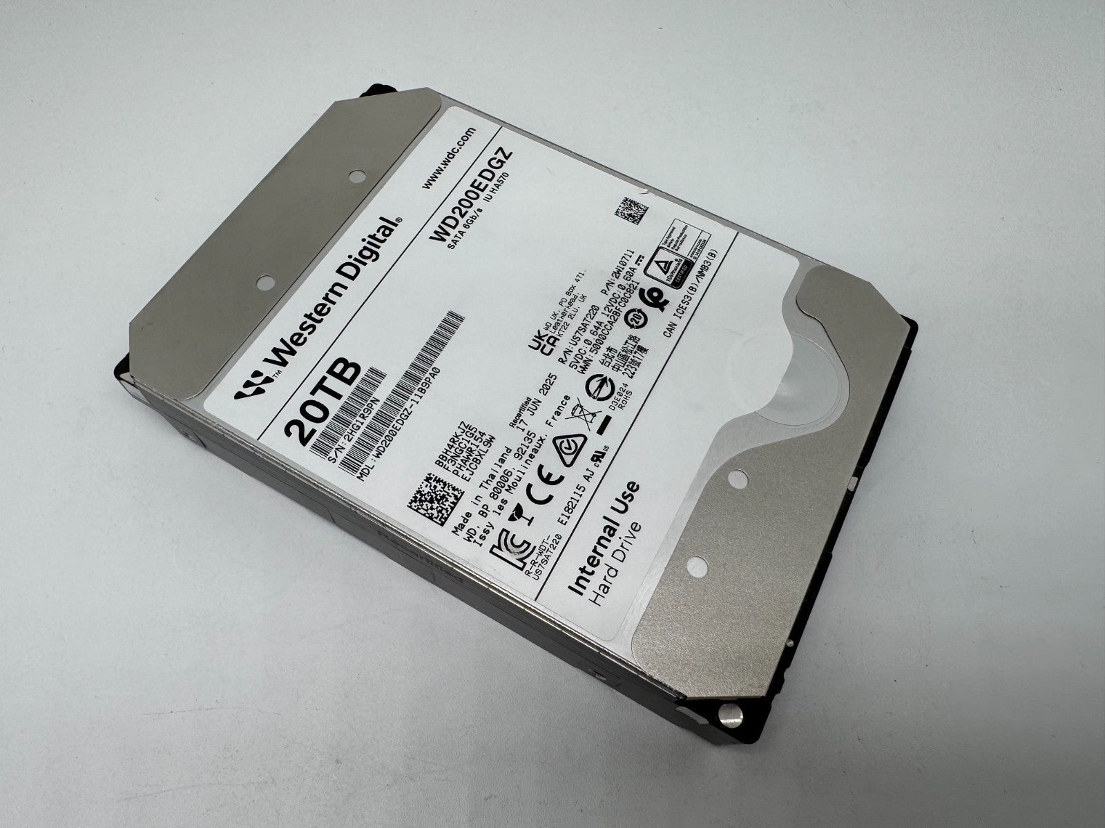 Western Digital WD200EDGZ interne Festplatte 20TB 7200upm SATA3 HDD 3,5 Zoll -r