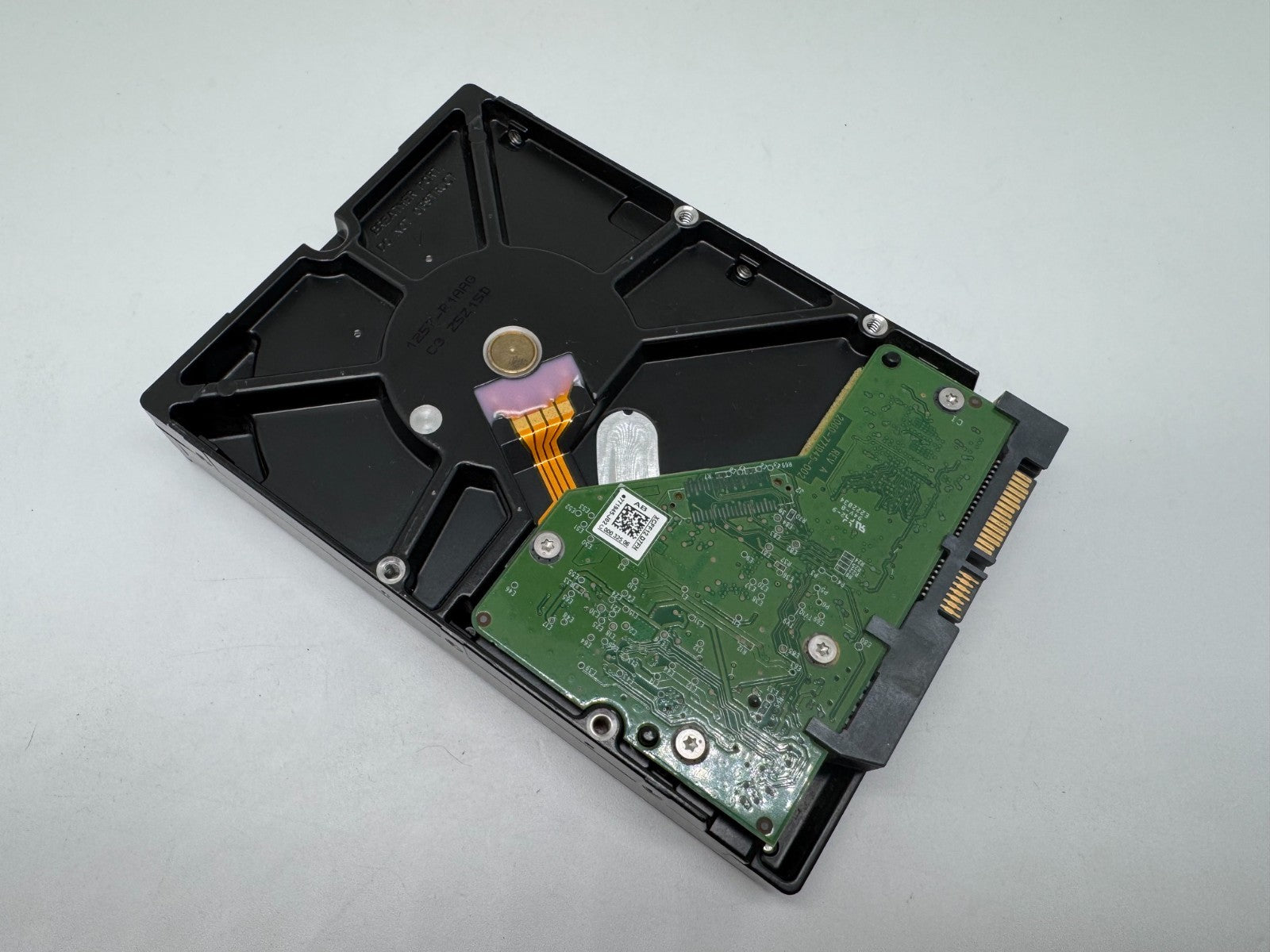 Western Digital WD20EZRX - WD Green 2TB Festplatte 5400RPM SATA 3 -2 TB -78F
