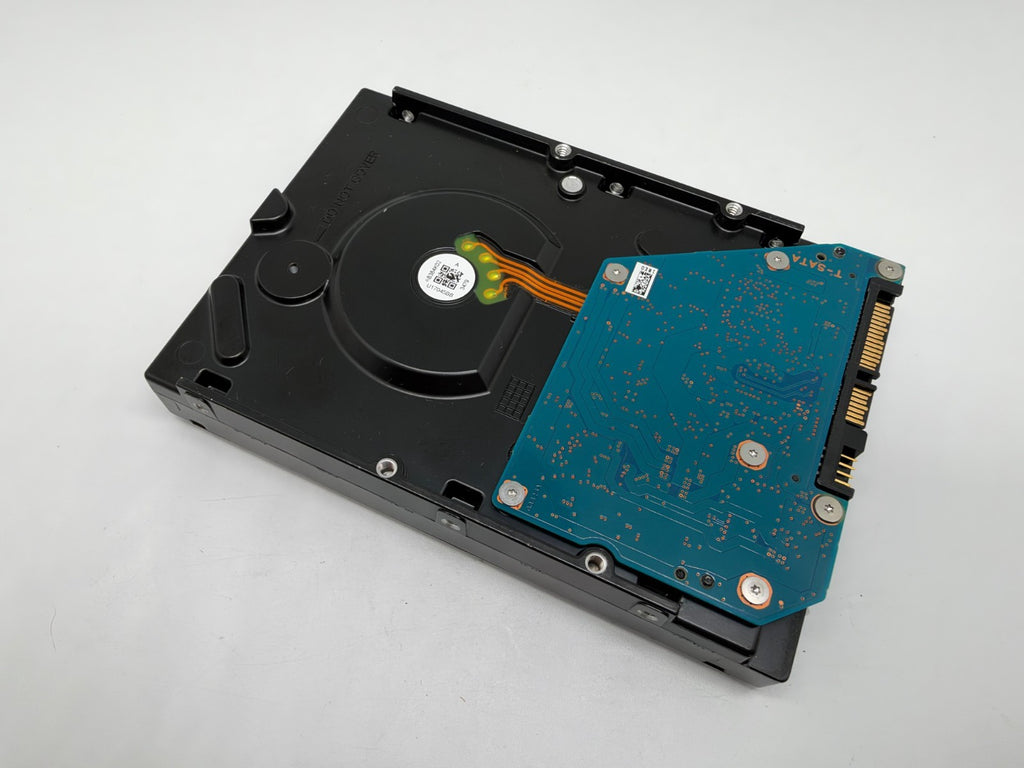 Toshiba 2TB Interne Festplatte MG04ACA200EY 3,5 Zoll HDD 7200RPM 2  TB