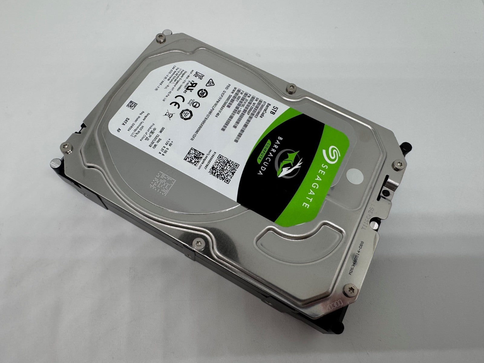 Seagate Barracuda 5TB interne Festplatte 3,5" HDD ST5000DM003 128MB Cache SATA3