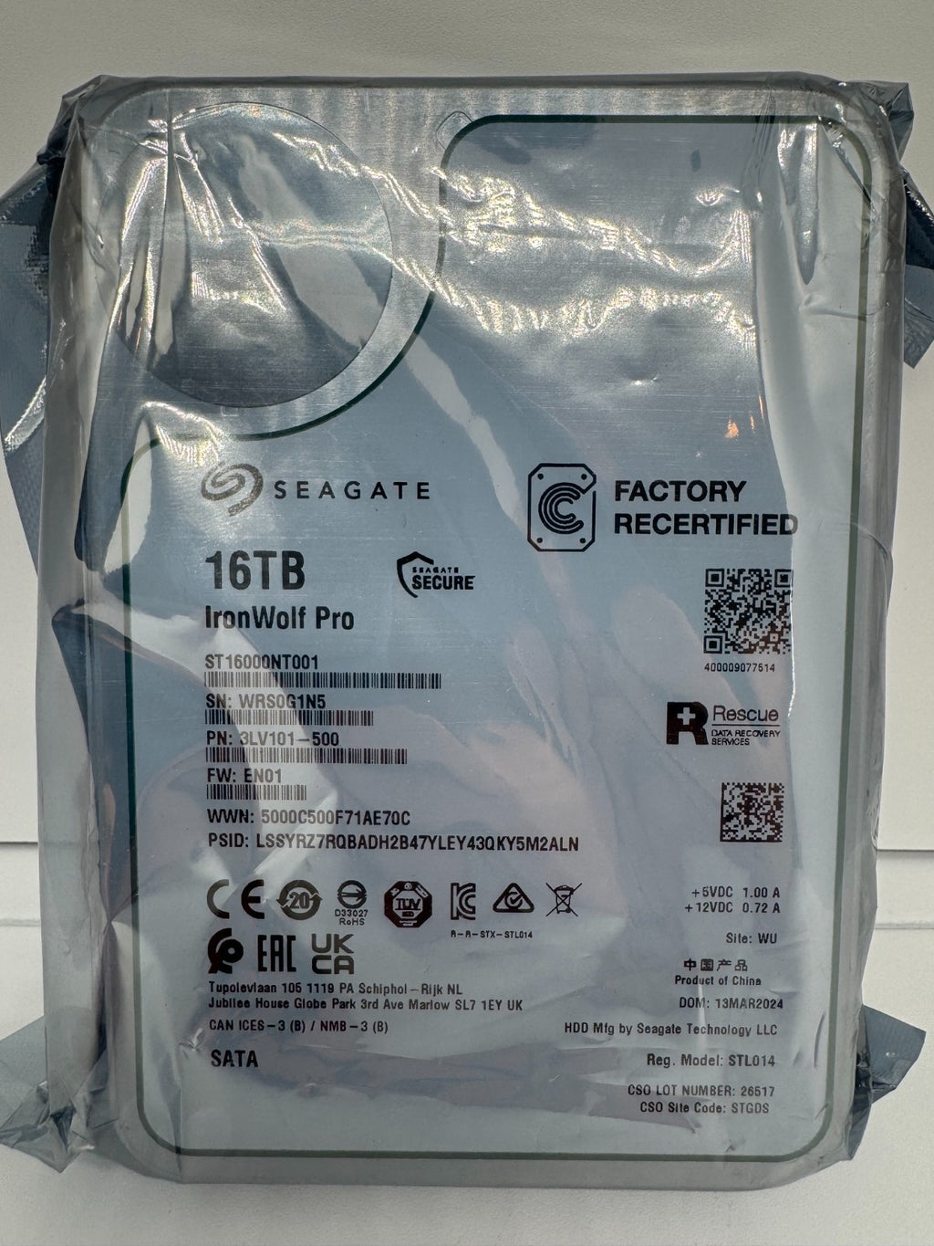 Seagate IronWolf Pro NAS HDD ST16000NT001 - 16TB 3,5 Zoll SATA3 CMR 16 TB -1N5