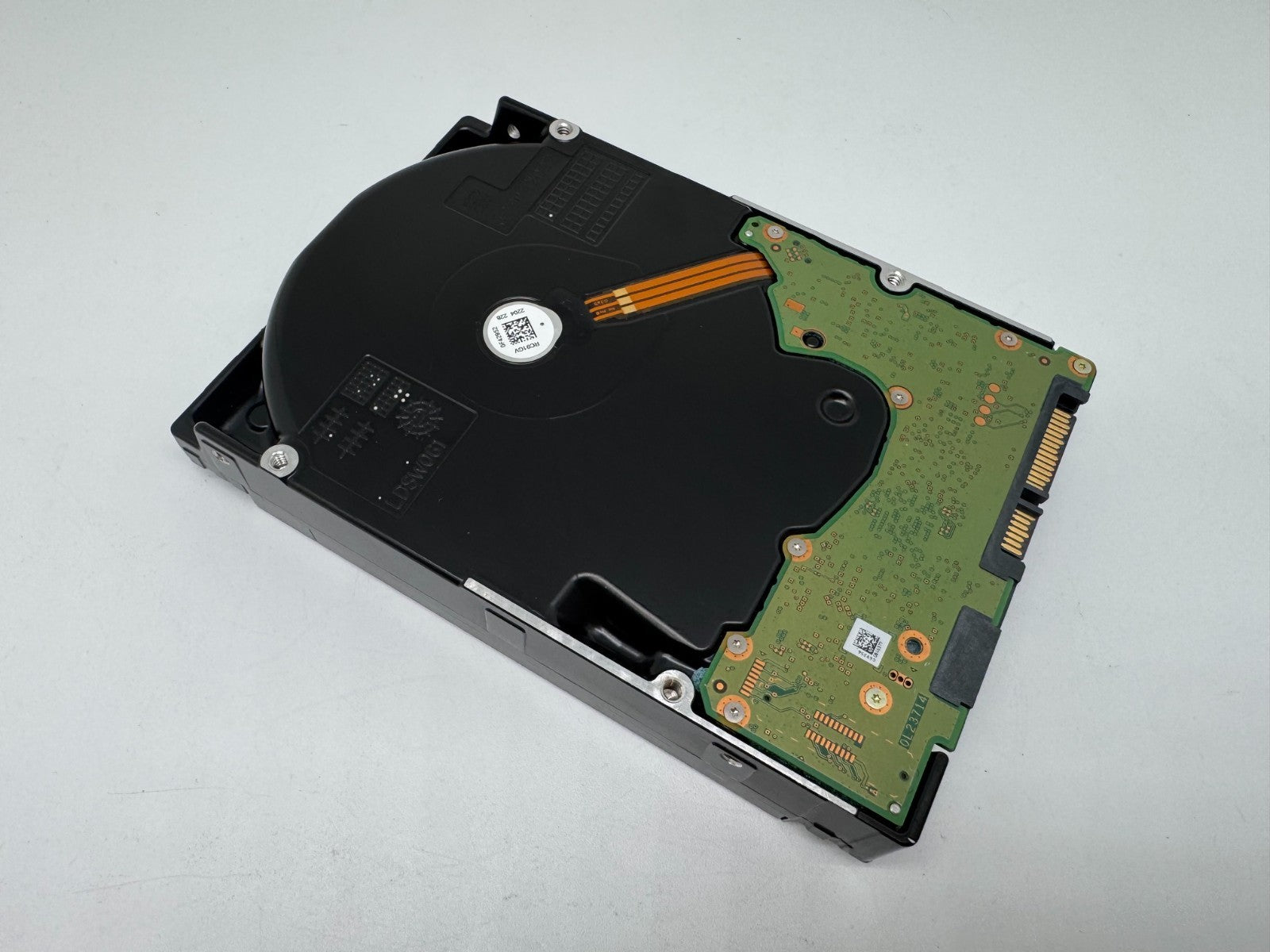 Western Digital WD200EDGZ interne Festplatte 20TB 7200upm SATA3 HDD 3,5 Zoll -r
