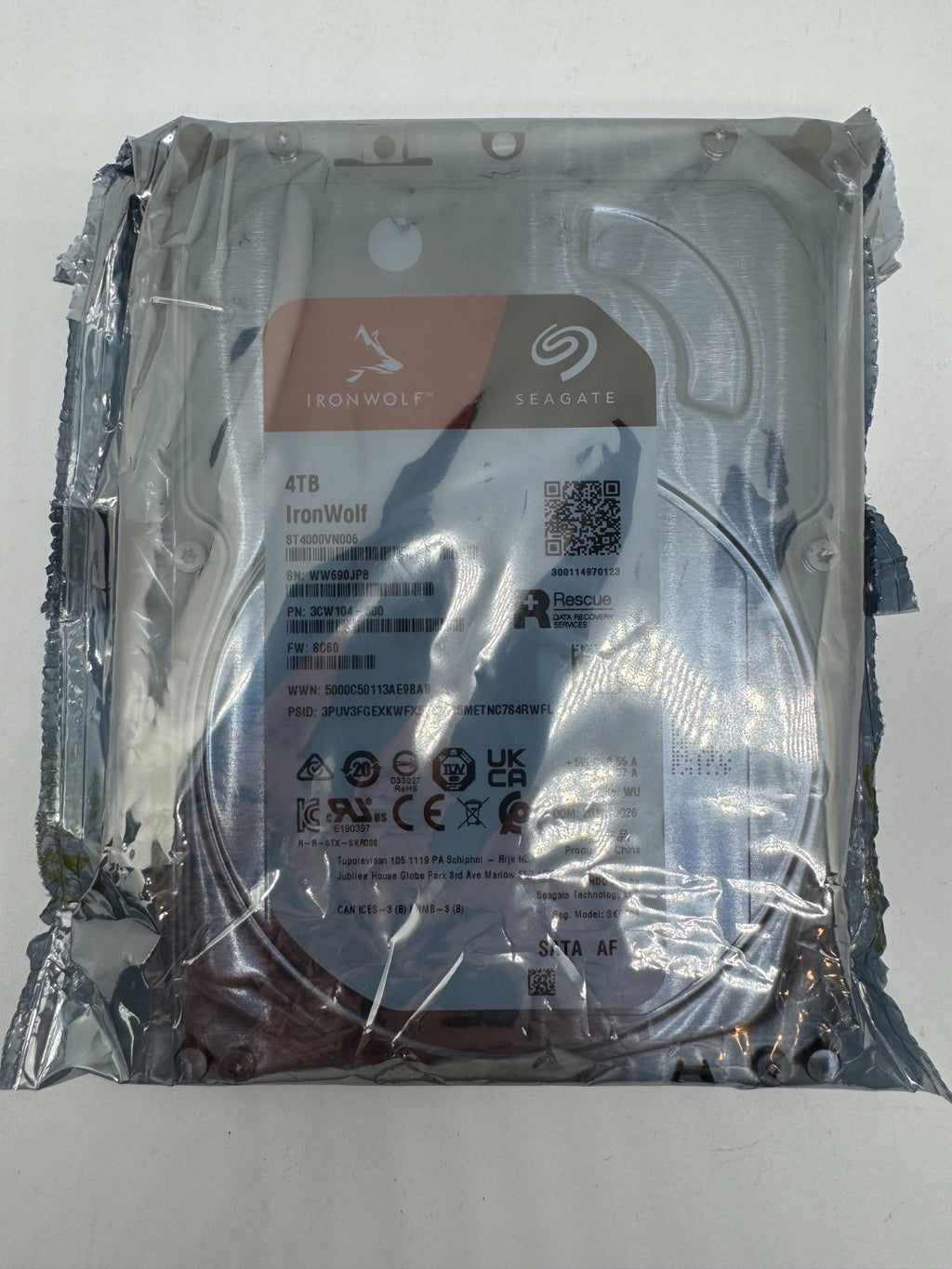 Seagate IronWolf  NAS HDD ST4000VN006 - 4TB 3,5 Zoll SATA3 4 TB