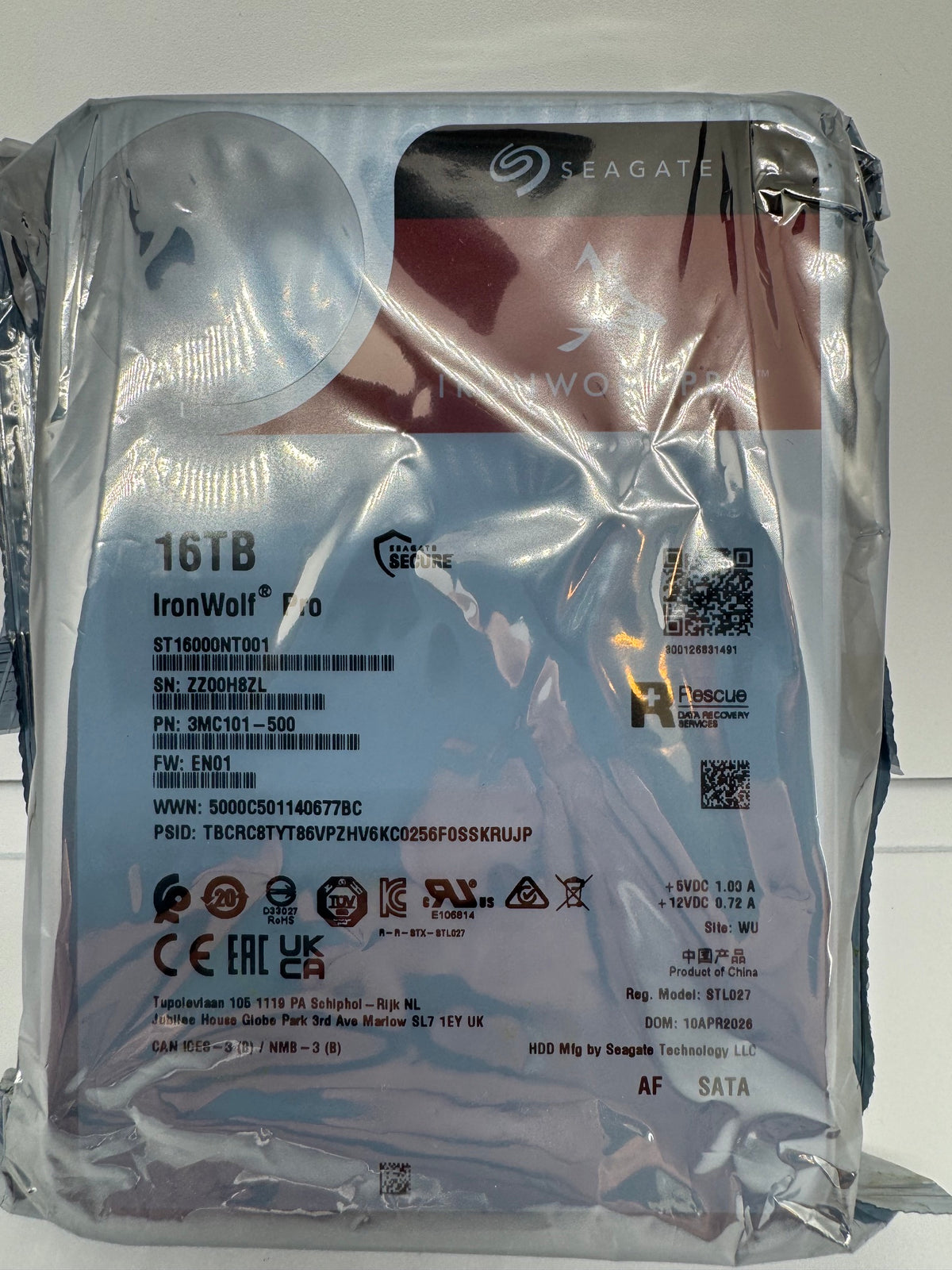 Seagate IronWolf Pro NAS HDD ST16000NT001 - 16TB 3,5 Zoll SATA3 CMR 16 TB