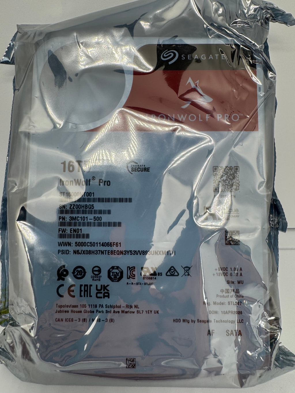 Seagate IronWolf Pro NAS HDD ST16000NT001 - 16TB 3,5 Zoll SATA3 CMR 16 TB