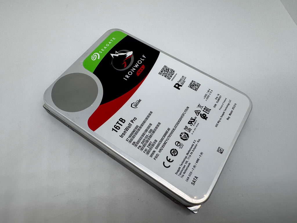 Seagate IronWolf Pro NAS HDD ST16000NE000 - 16TB 3,5 Zoll SATA3 CMR 16 TB