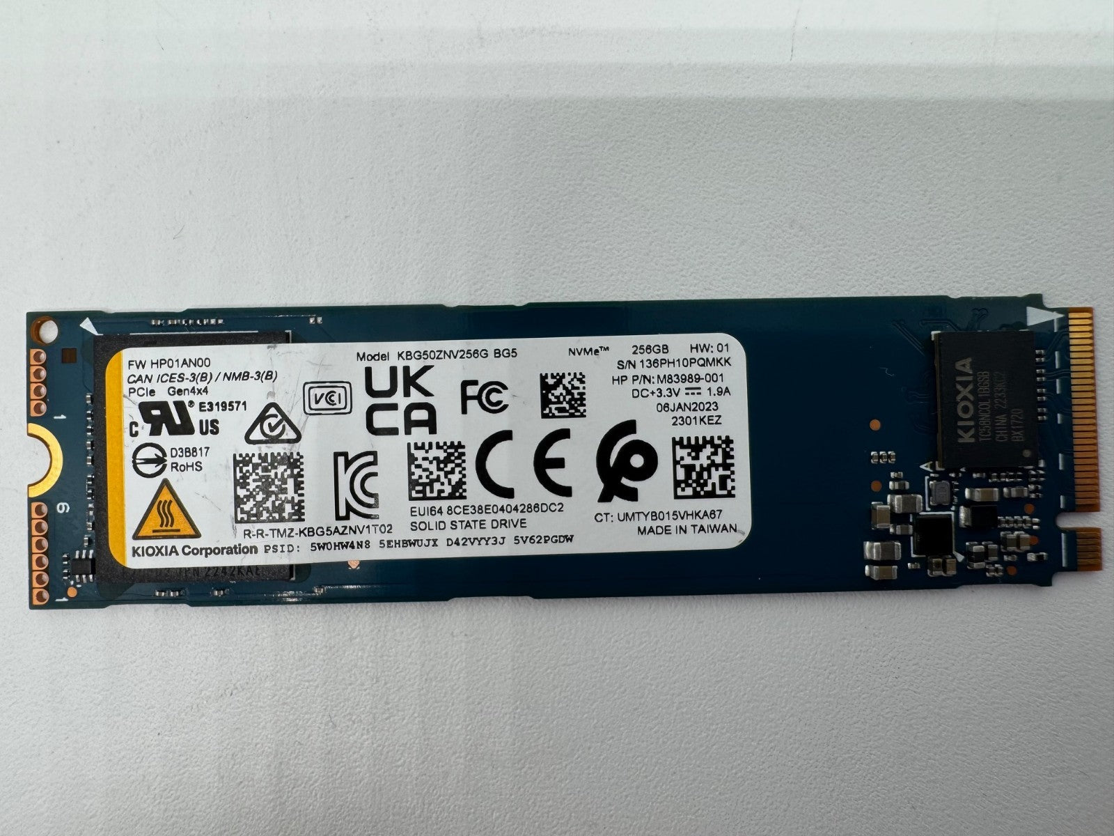 KIOXIA KBG50ZNV256G 256GB M.2 NVMe SSD PCIe 4.0 2280 PC Notebook Festplatte