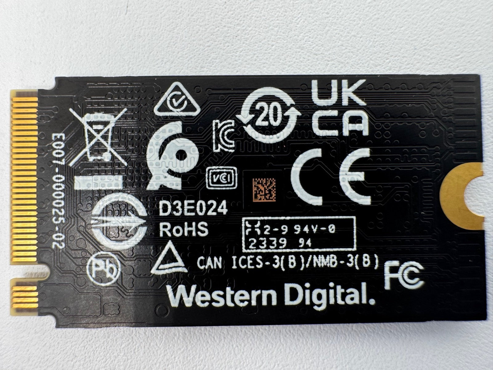 Western Digital WD SN740 512GB M.2 NVMe SSD PCIe 4.0 x4 2242 Notebook Festplatte