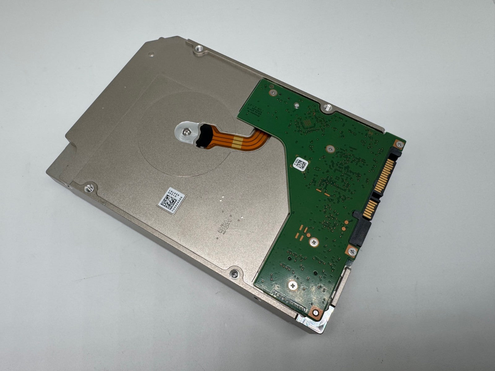 Seagate IronWolf Pro 12TB interne Festplatte ST12000NE0007 256MB SATA3  Cache