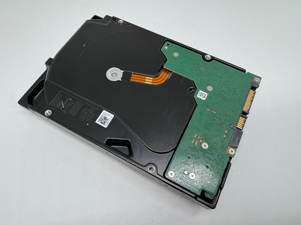 Seagate Exos X14 10TB interne Festplatte ST10000NM0568 HSMR 3,5 Zoll SATA3